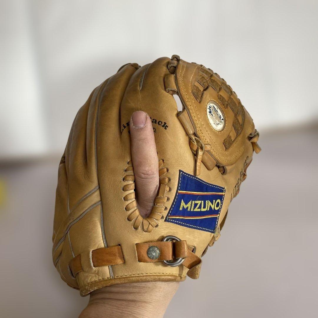 希少　ミズノ　ワールドウィン　青カップ　軟式グローブ