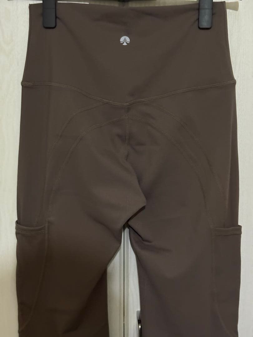 SUKALA ユーティリティフレアレギンス ブラウン Sサイズ