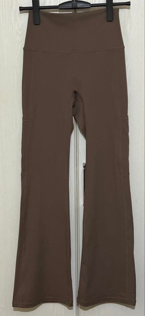 SUKALA ユーティリティフレアレギンス ブラウン Sサイズ