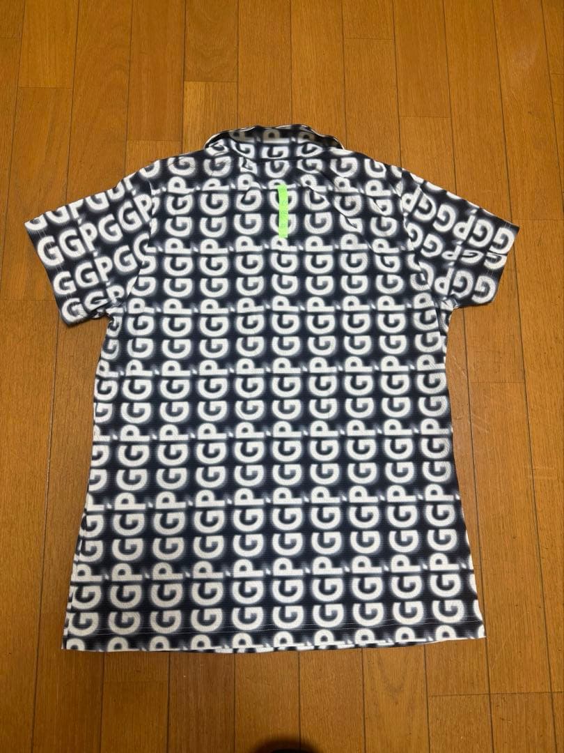 PGG半袖総柄ポロタイプ　美品