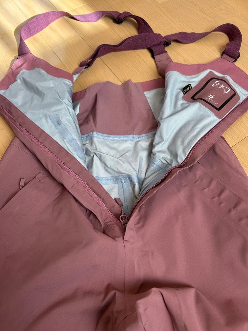 BURTON バートン ak ビブパンツ S GORE-TEX 3レイヤー